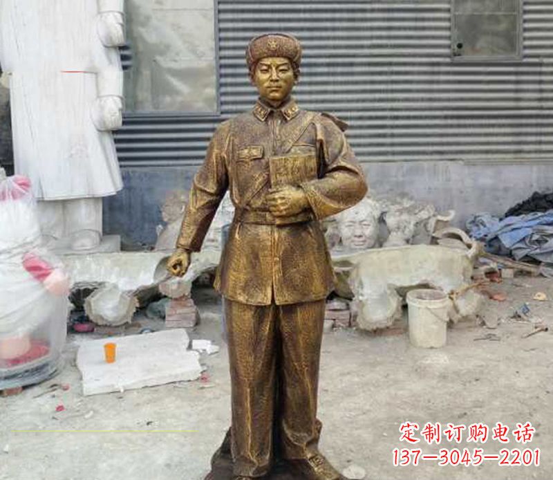 绵阳传承爱国精神,让雷锋雕塑永久守护家园