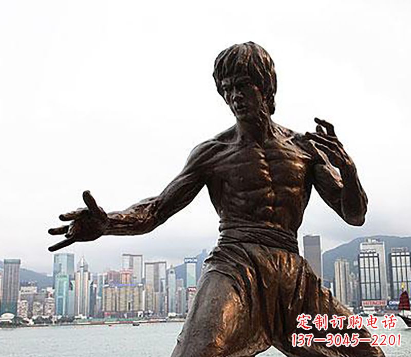绵阳李小龙铜雕,为您展现明星的精彩!
