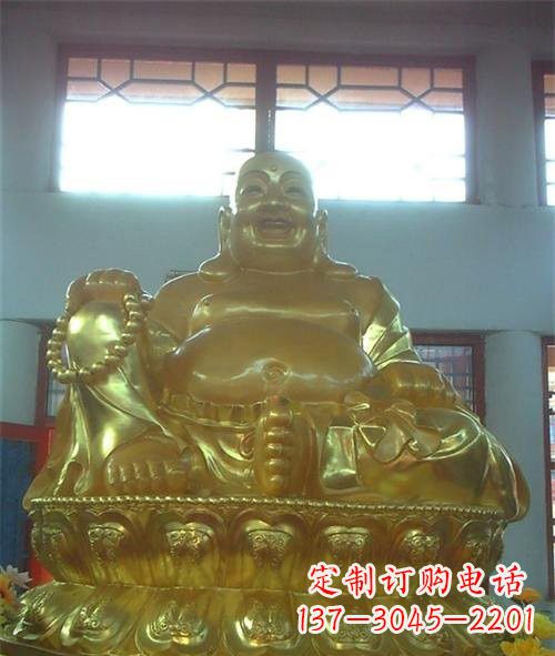 绵阳传统工艺制作鎏金弥勒佛像