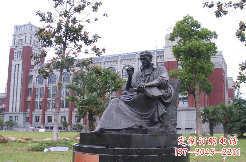 绵阳卢梭西方名人铜雕由中领雕塑定制,是一款完…