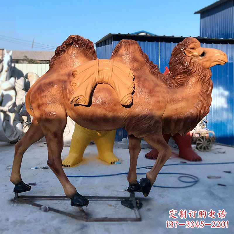 绵阳骆驼玻璃钢仿真雕塑