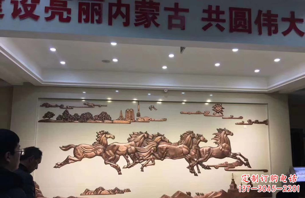 绵阳完美展示马到成功的铜马雕塑