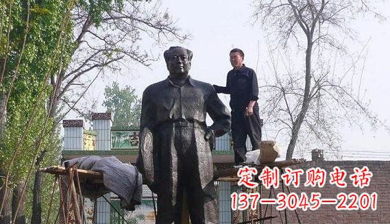 绵阳毛主席伟人主席铜雕