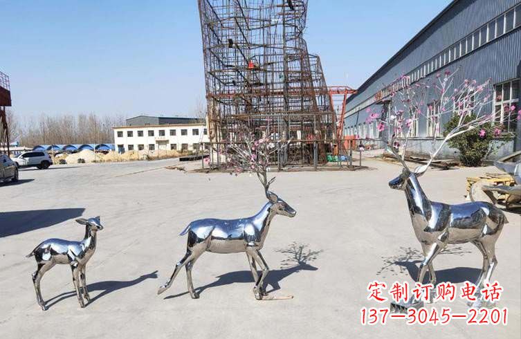绵阳梅花鹿不锈钢雕塑,惊艳于众