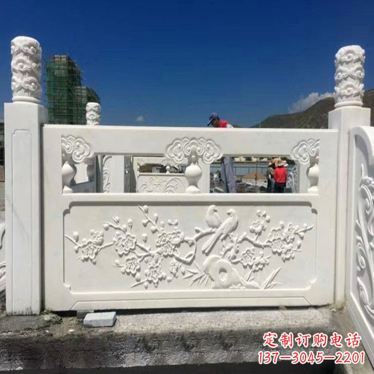 绵阳梅花石雕塑栏板——为您的室内外空间带来精美的艺术气息