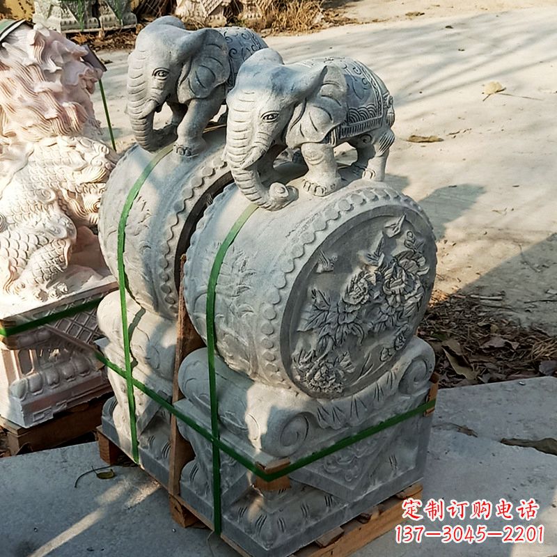 绵阳为您的大门增添重量感-中领雕塑石雕貔貅