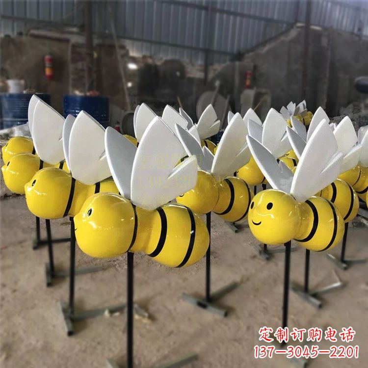 绵阳动感蜜蜂雕塑,营造精致的都市公园