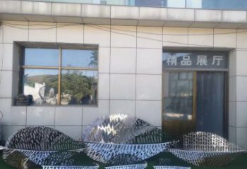 绵阳镂空不锈钢树叶雕塑