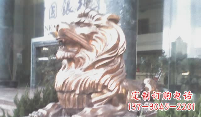 绵阳趴着的西洋狮子铜雕 (3)