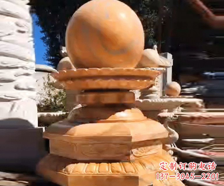 绵阳喷泉里的石材雕塑
