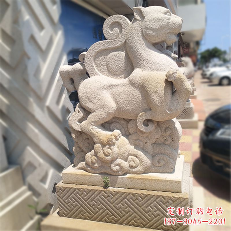 绵阳青龙白虎现代雕塑