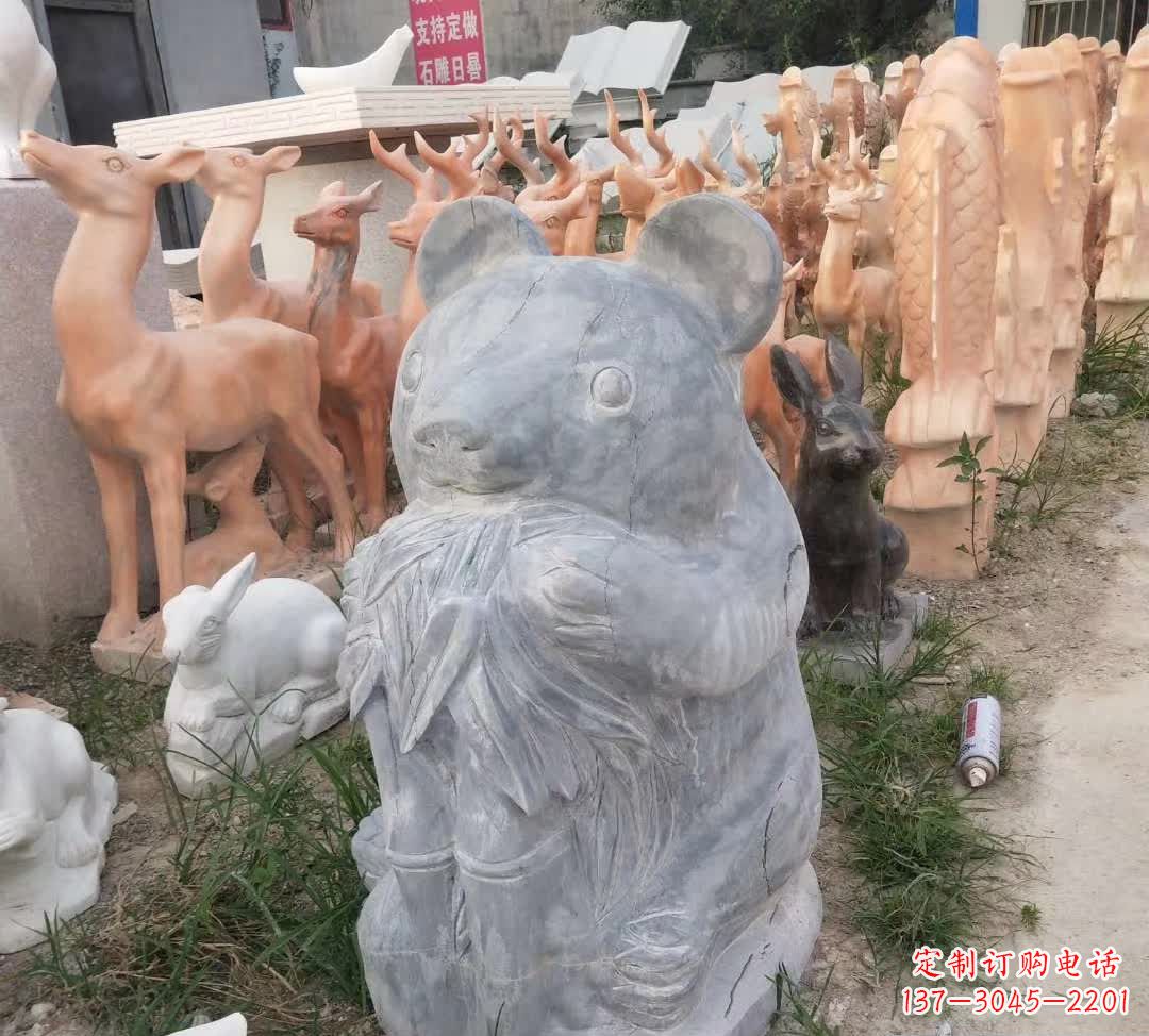绵阳青石熊猫雕塑,传承古典文化