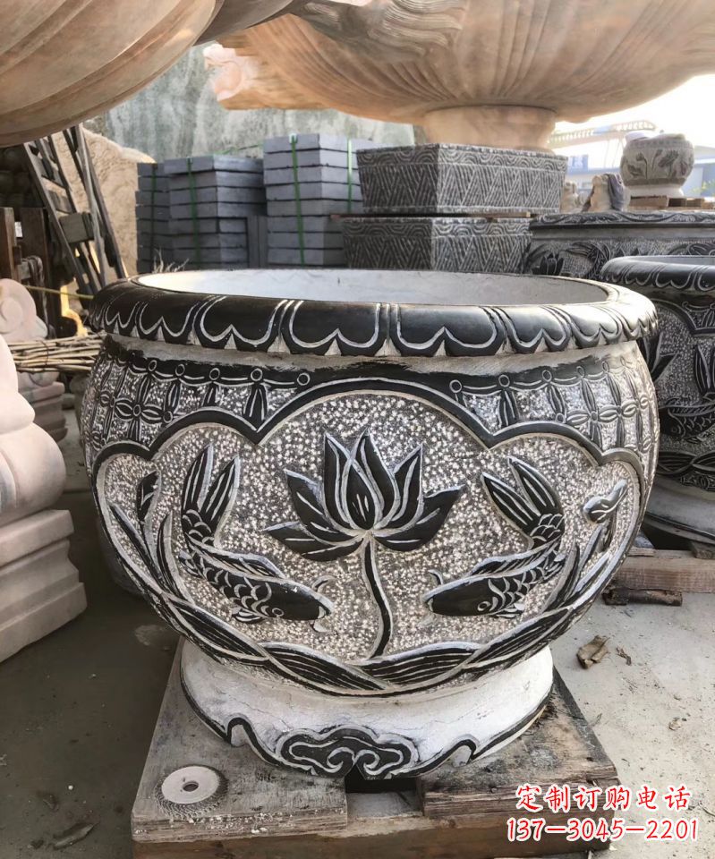 绵阳青石仿古荷花水缸雕塑