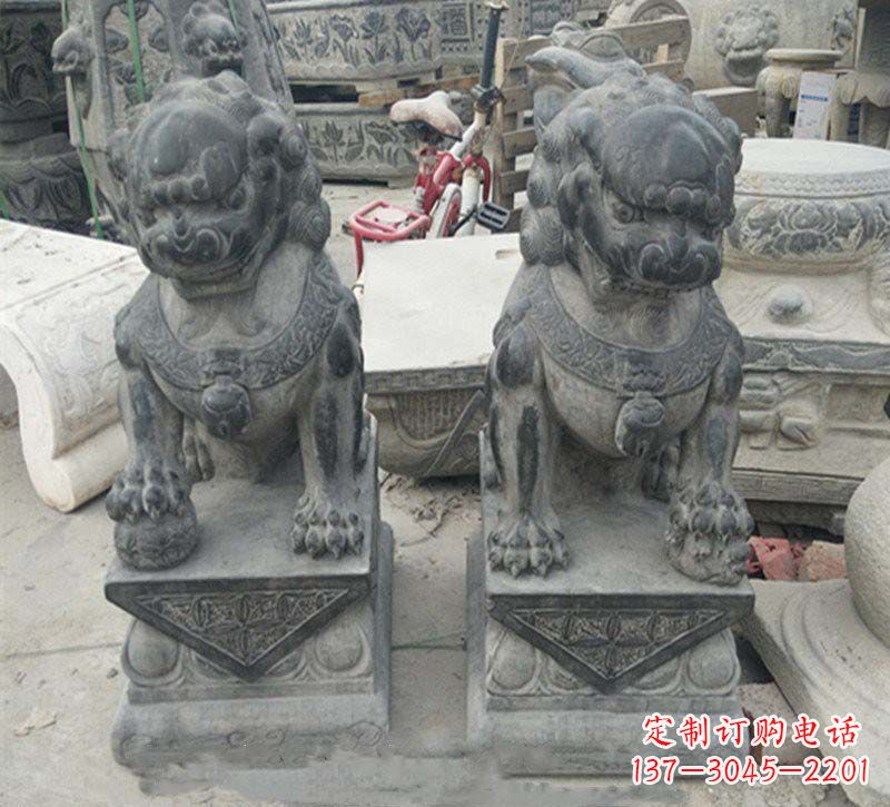 绵阳传承传统,精致青石狮子雕塑