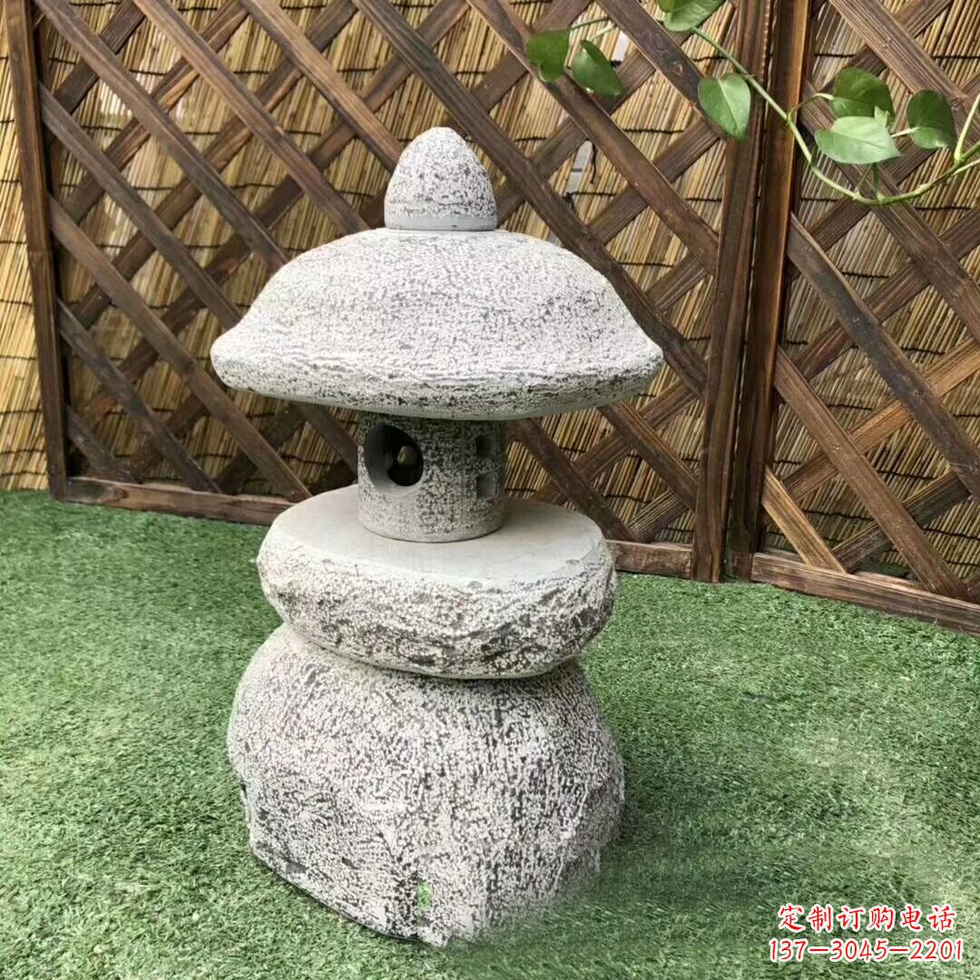 绵阳青石仿古灯笼雕塑,实现仿古风格的彰显