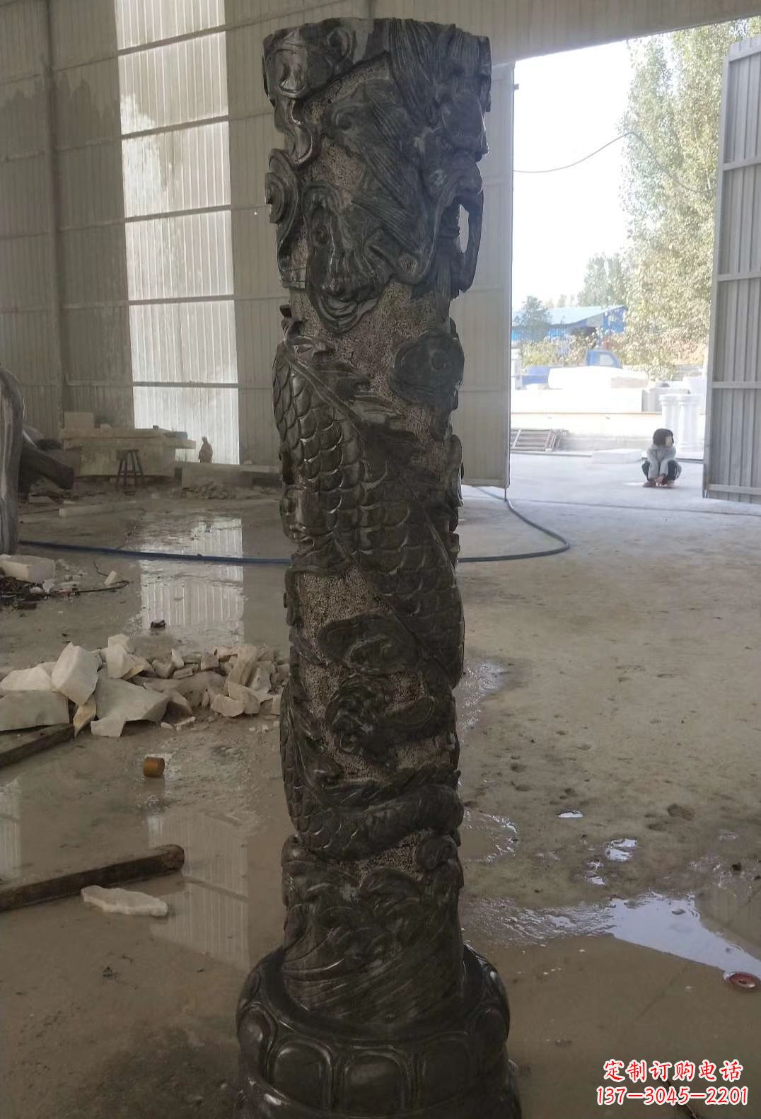 绵阳青石龙浮雕柱子盘龙柱石雕