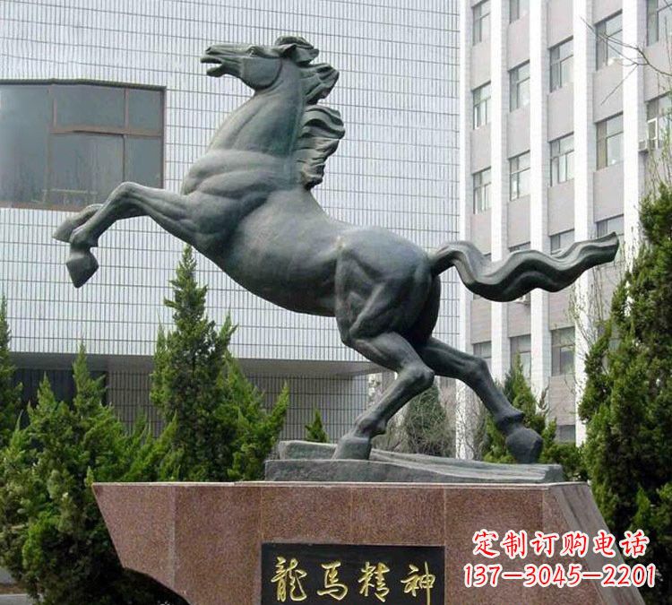 绵阳青铜奔马精美雕塑是钜鹰中领雕塑推出的一款…