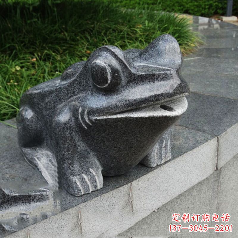 绵阳活力四射的青蛙喷水雕塑