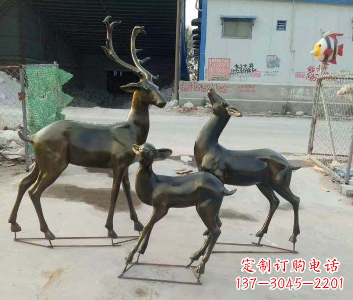 绵阳群雄逐鹿,铸就精致鹿雕