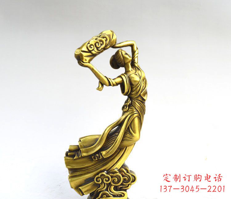 绵阳传承古老神话的女娲雕塑
