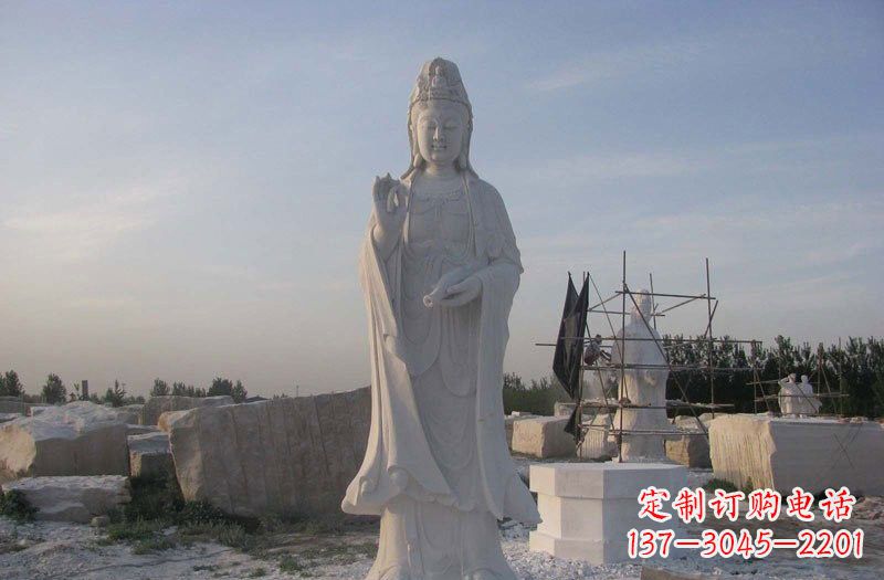 绵阳现代艺术风格观音石雕塑