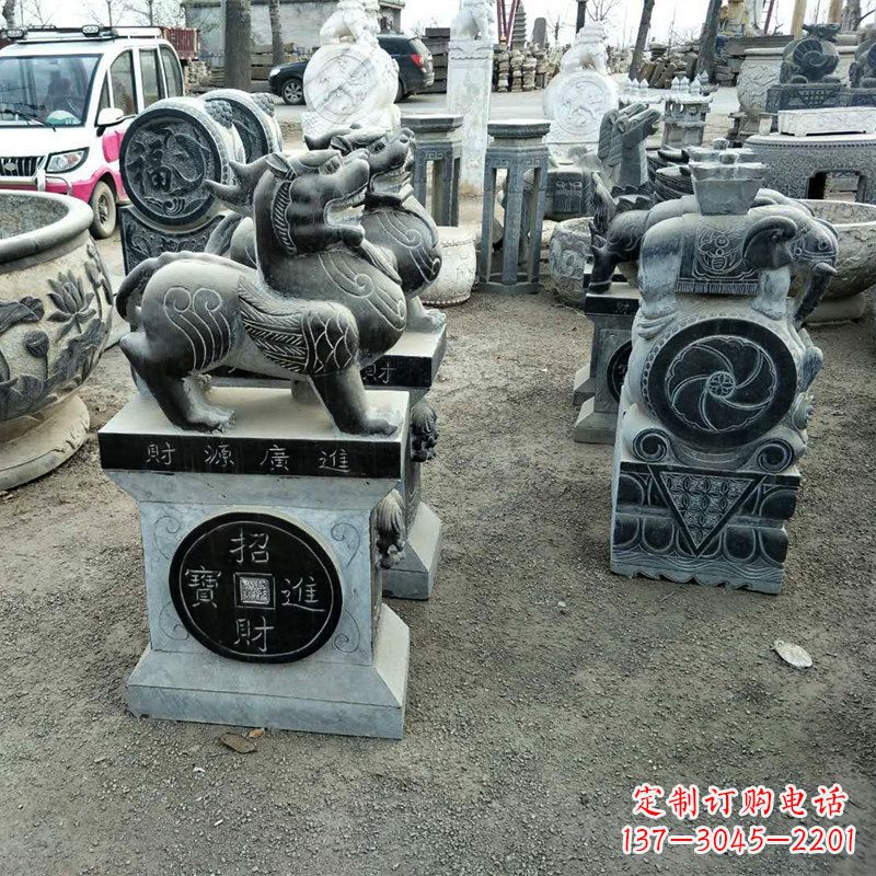 绵阳中领雕塑拥有一支由经验丰富的石雕大师组成…