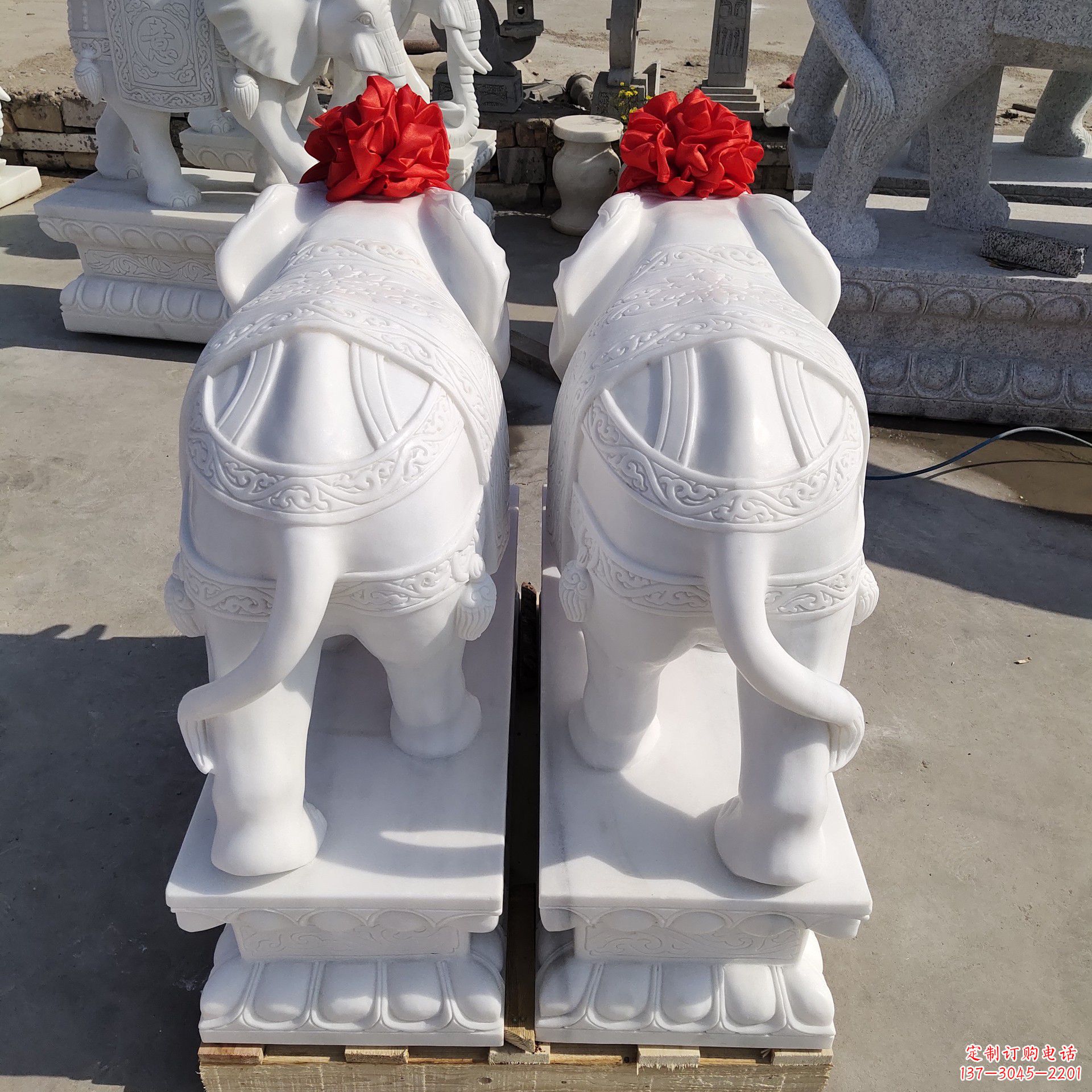 绵阳精美大象雕塑天然水晶石材塑造