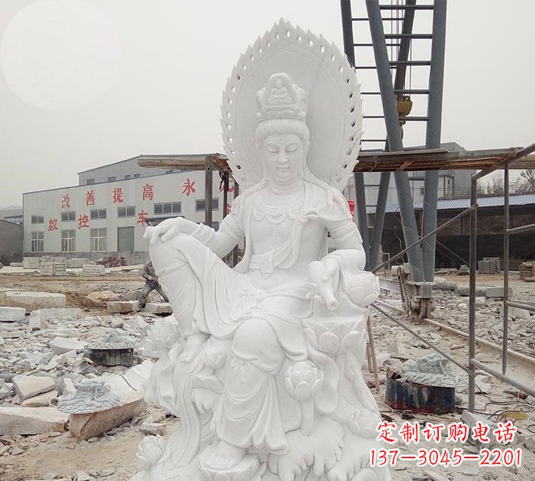 绵阳寺庙自在观音雕像
