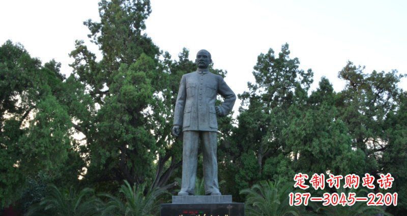 绵阳孙近代名人铜雕_1