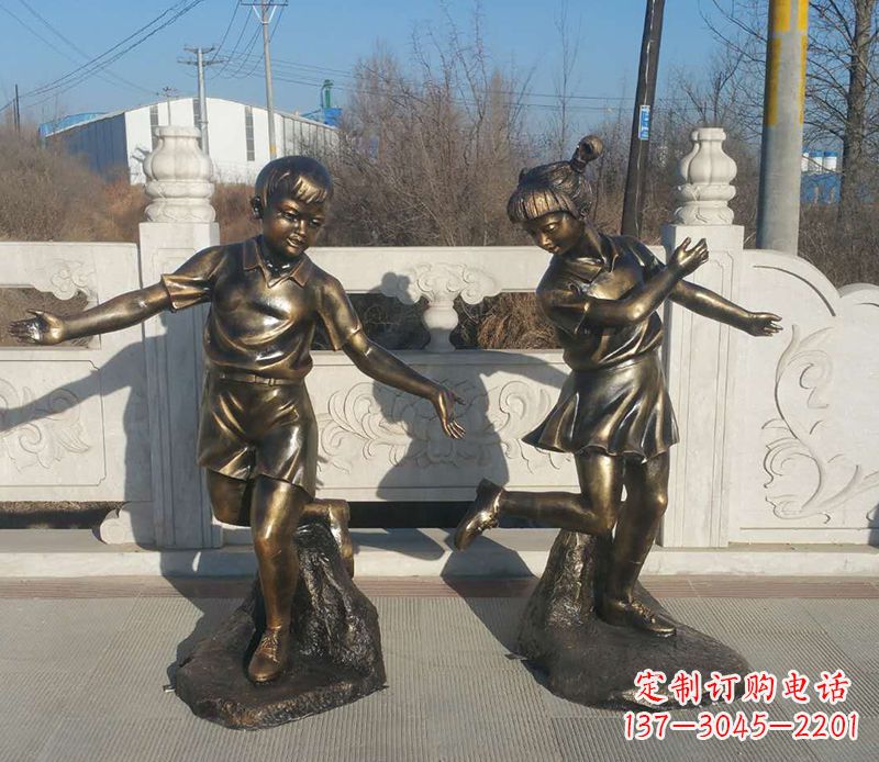 绵阳踢毽子的儿童铜雕