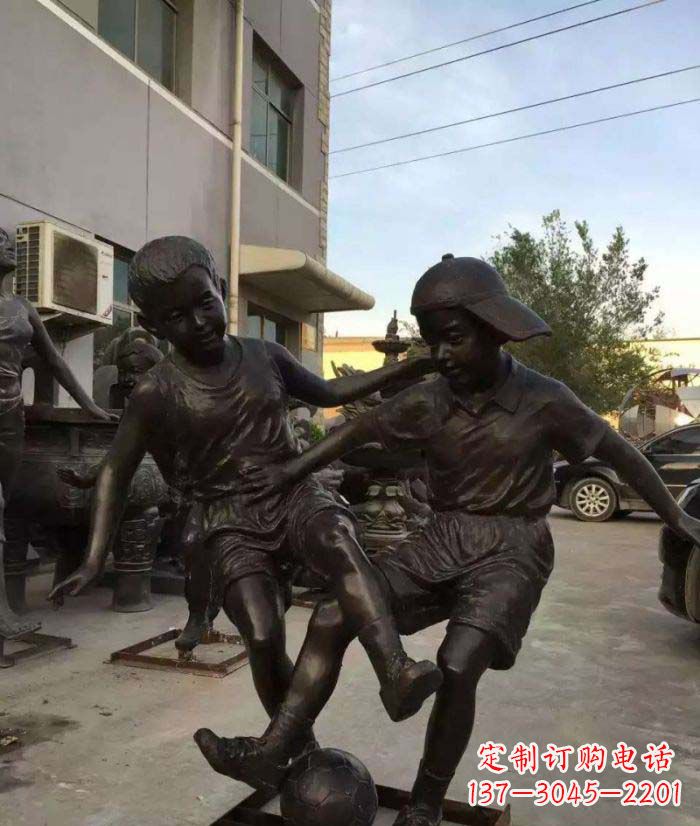 绵阳踢足球儿童铜雕 (2)