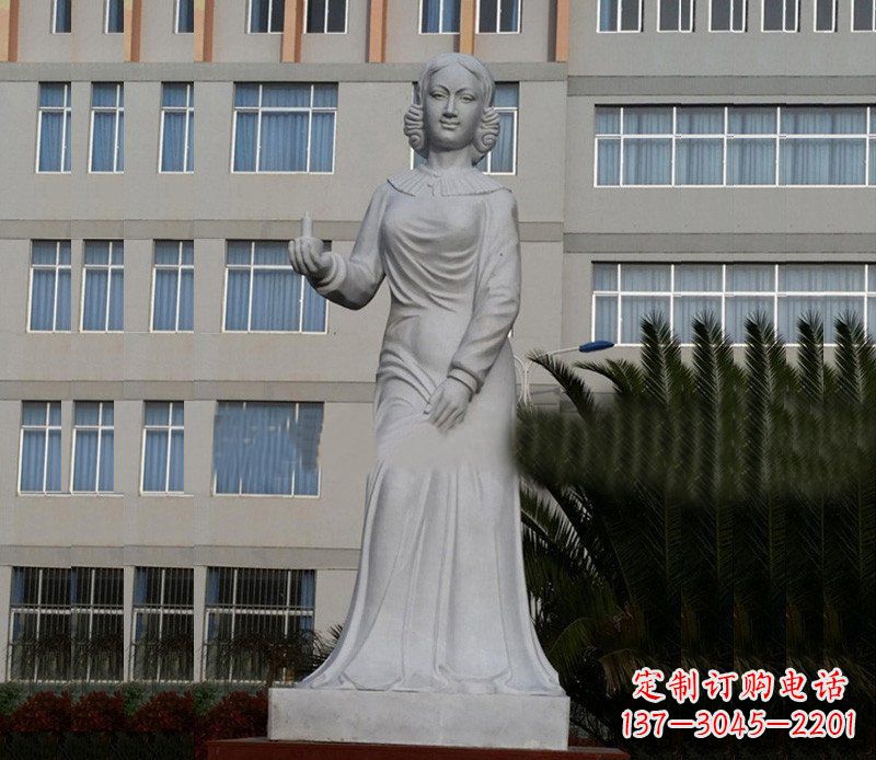 绵阳提灯天使弗洛伦斯·南丁格尔石雕 (2)