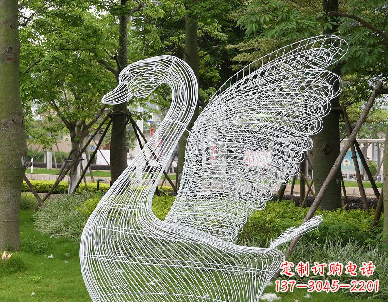 绵阳天鹅镂空不锈钢雕塑