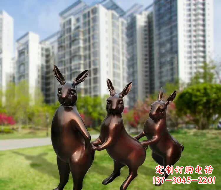 绵阳铜雕广场动物兔子