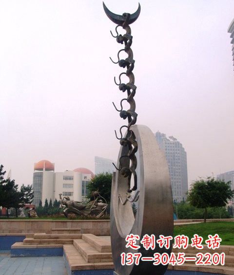 绵阳铜雕猴子捞月亮