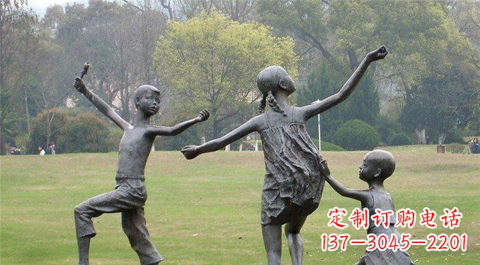绵阳玩耍的儿童公园人物铜雕