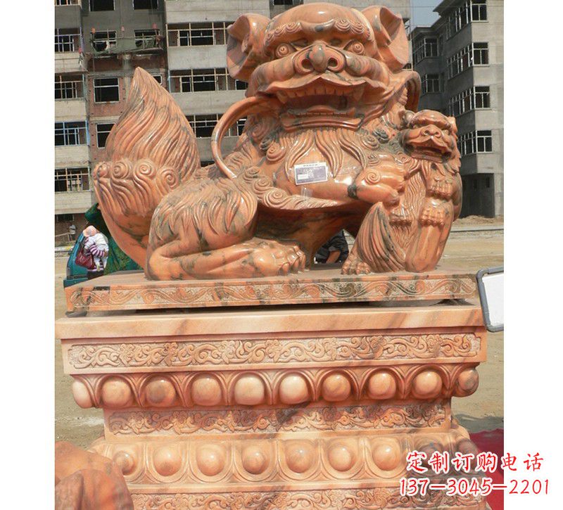 绵阳晚霞红南方石狮子