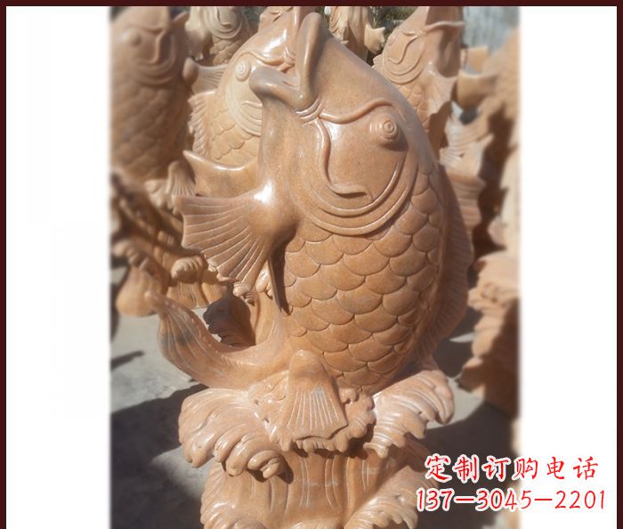 绵阳晚霞红喷水鲤鱼石雕 (3)