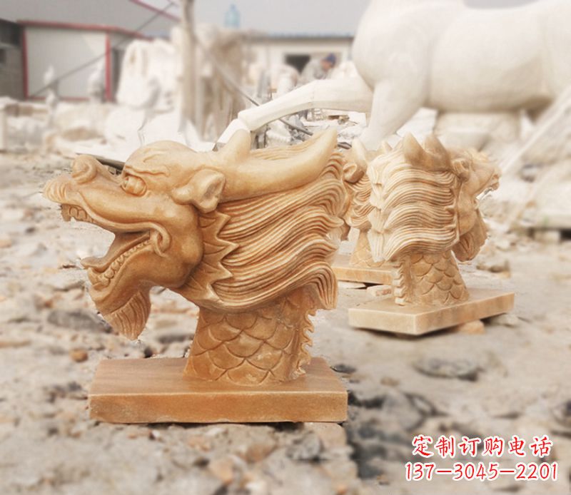 绵阳晚霞红喷水龙头雕塑