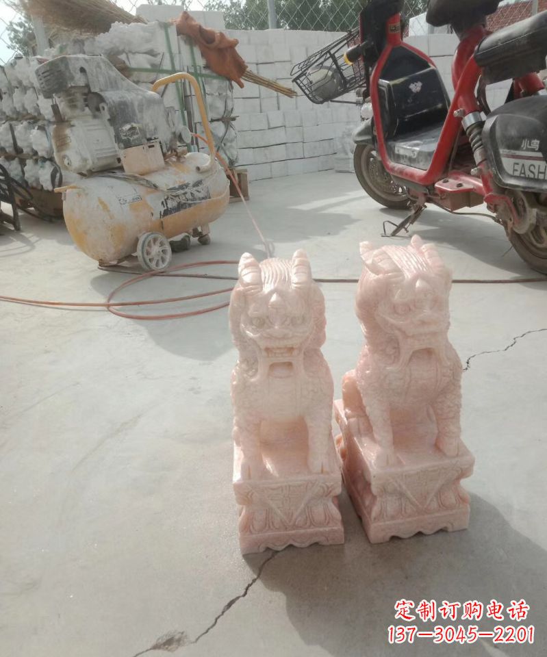 绵阳晚霞红神兽麒麟动物雕塑