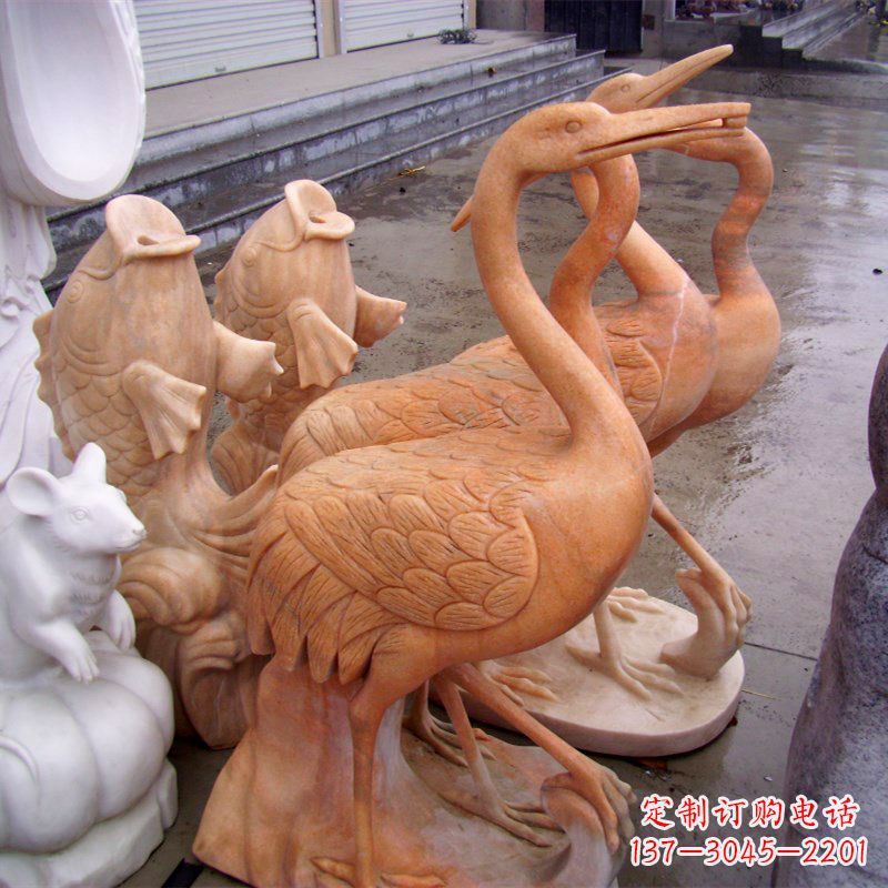 绵阳晚霞红园林仙鹤石雕