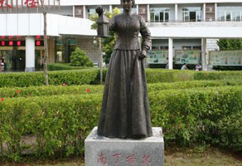 绵阳静谧中的南丁格尔铜雕