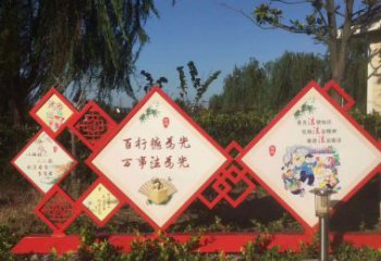绵阳把社会主义核心价值观融入不锈钢景观雕塑