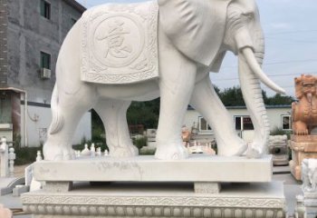 绵阳精美汉白玉雕塑：观音大象