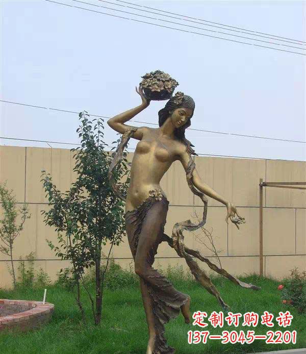 绵阳西方美女公园人物铜雕
