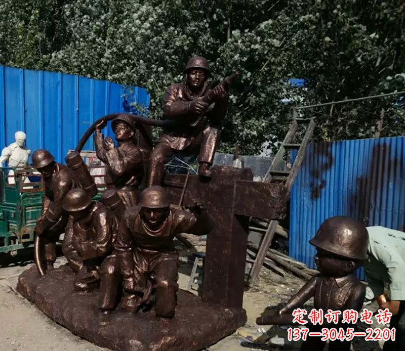 绵阳消防员灭火景观雕塑