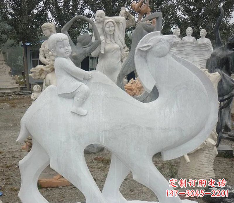 绵阳小孩骑骆驼石雕