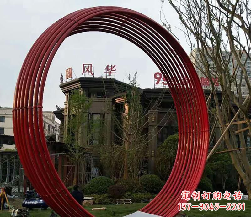 绵阳小区不锈钢圆环景观雕塑