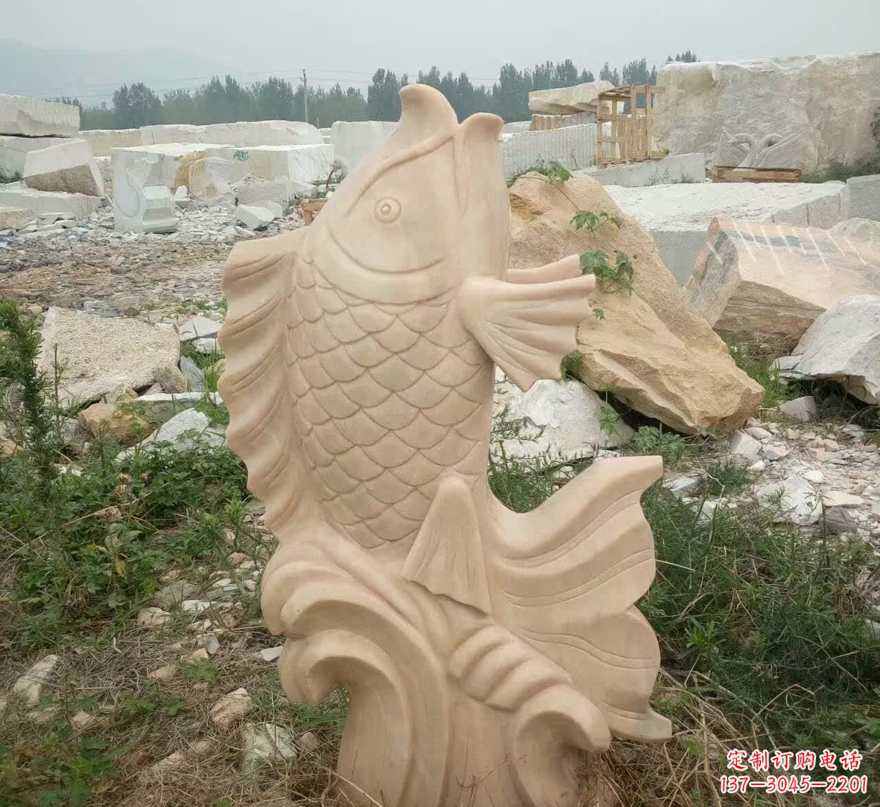 绵阳园林晚霞红招财鲤鱼石雕