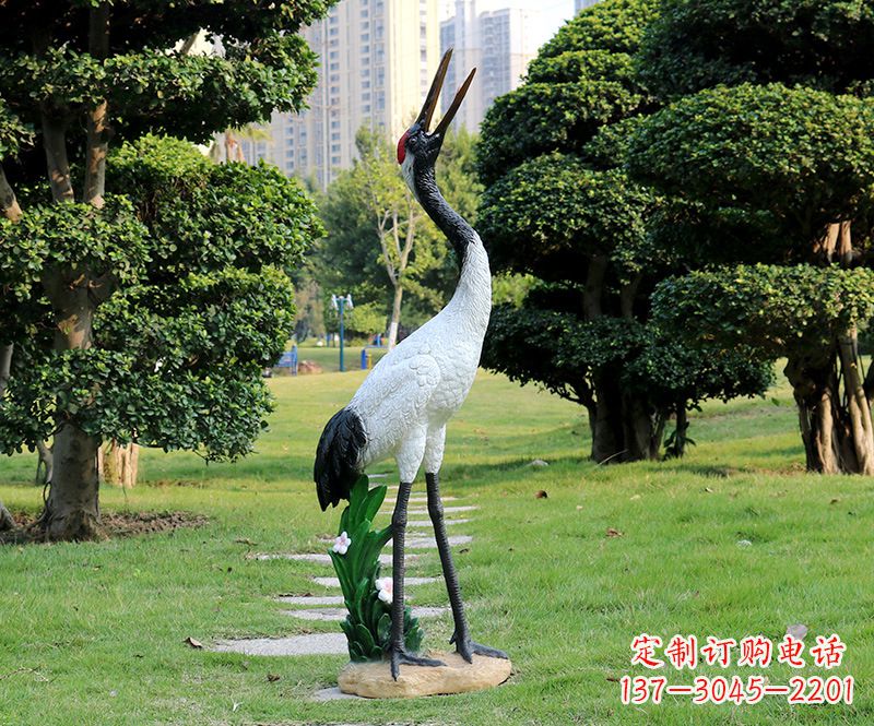 绵阳站立仙鹤雕塑